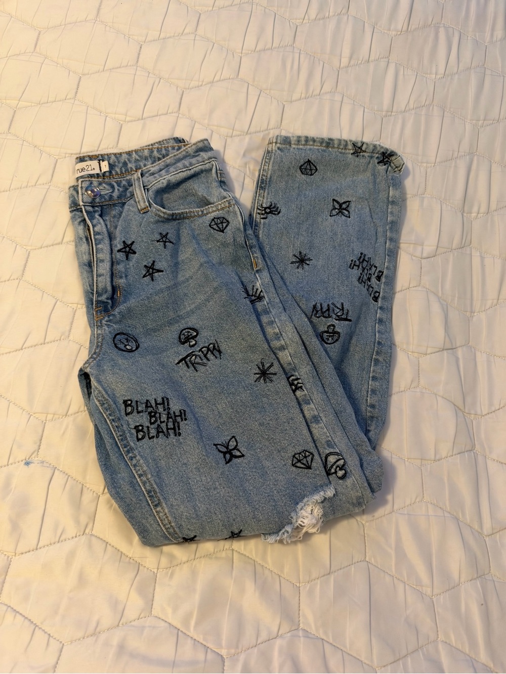 Forever 21 Light Blue Boyfriend Jeans with Black Graphic Doodles